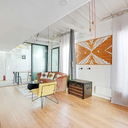 Spacious 2br 4p - Republique * Париж