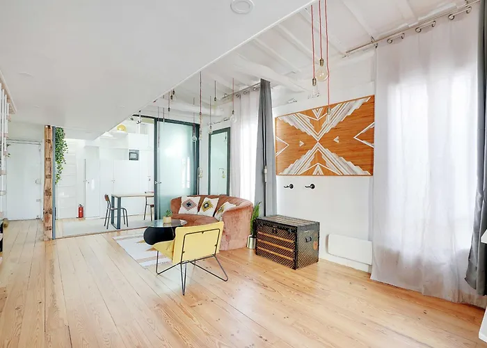 Spacious 2br 4p - Republique * 파리